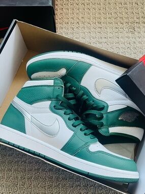 Nike Air Jordan 1 Retro High OG Gorge Green Size 11 Men | Used